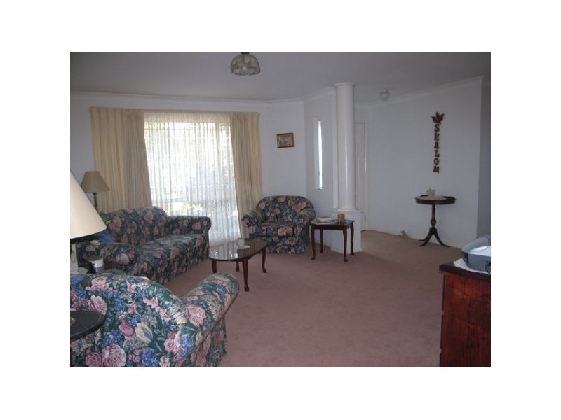 18 Reef Way, Blue Haven NSW 2262