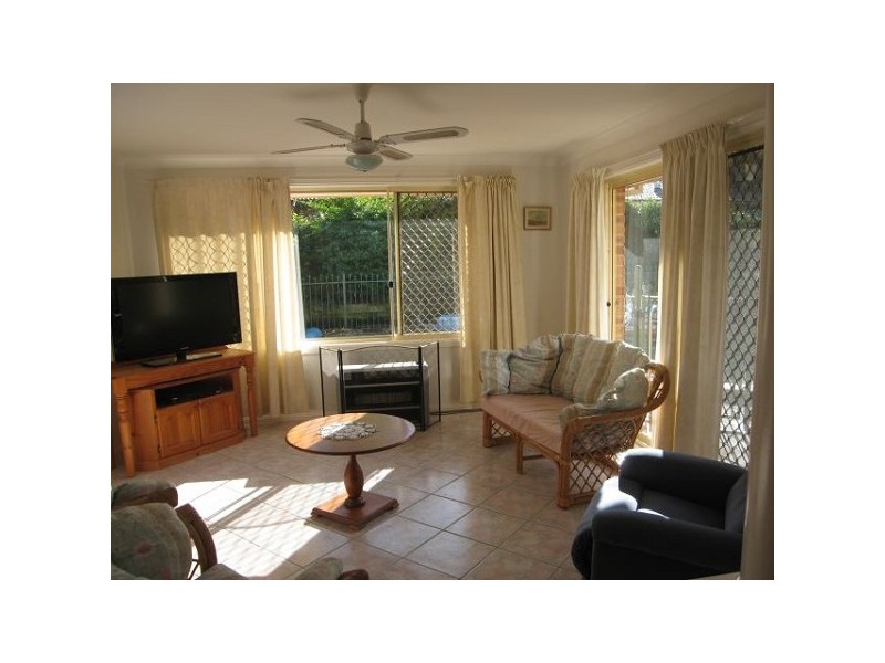 18 Reef Way, Blue Haven NSW 2262