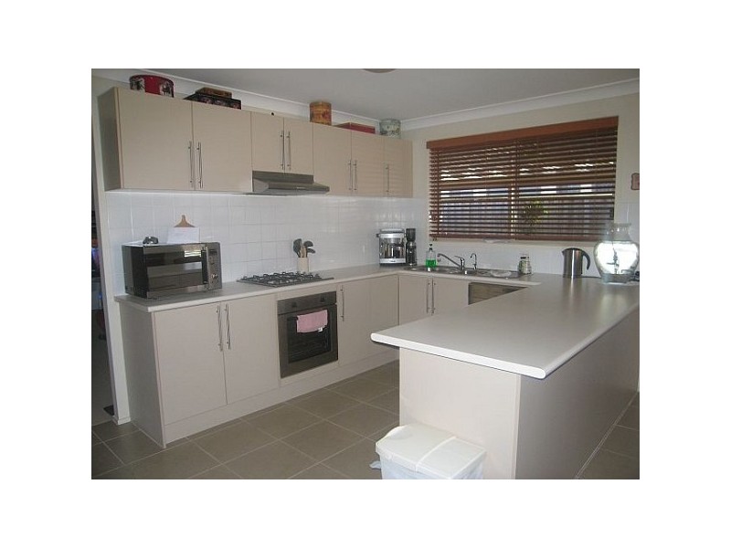 10 Dunlop Road, Blue Haven NSW 2262
