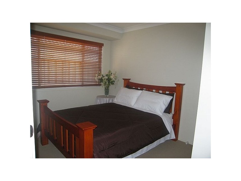 10 Dunlop Road, Blue Haven NSW 2262