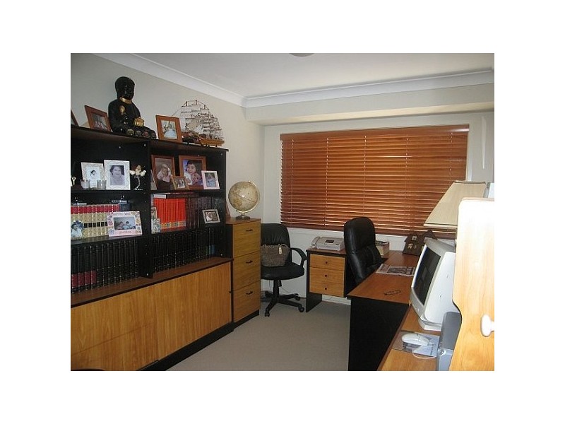 10 Dunlop Road, Blue Haven NSW 2262