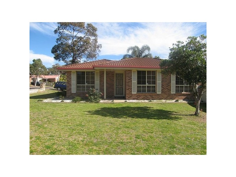 8 Wongala Avenue, Blue Haven NSW 2262
