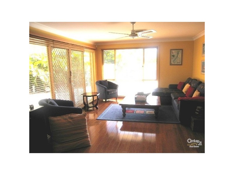 5 Clydebank Street, Lake Haven NSW 2263