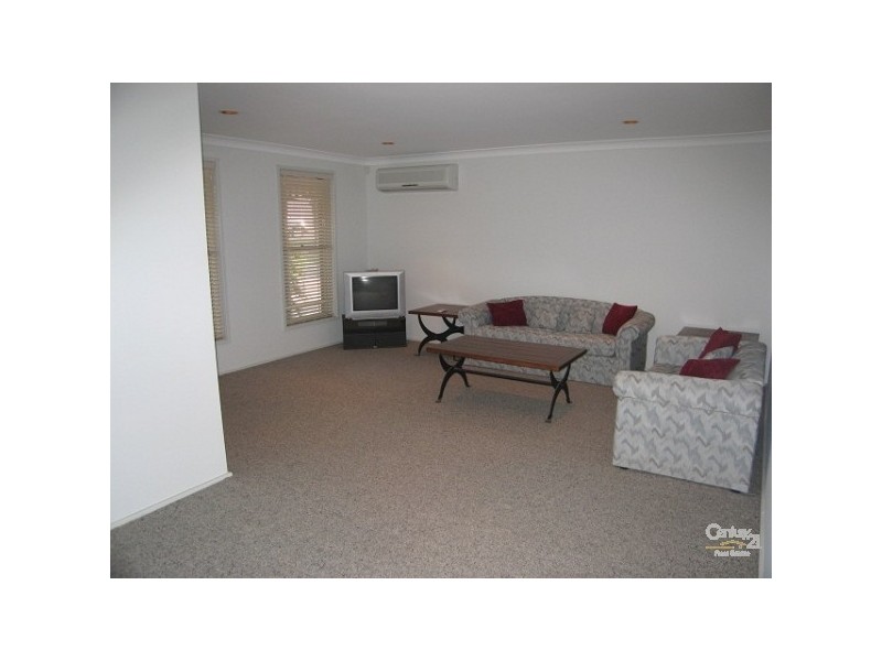 5 Clydebank Street, Lake Haven NSW 2263