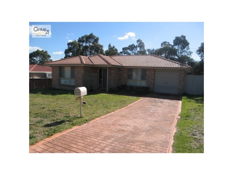 27 Nagle Crescent, Blue Haven NSW 2262