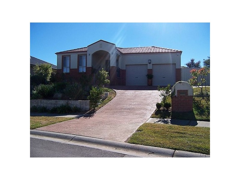 18 Roma Place, Woongarrah NSW 2259