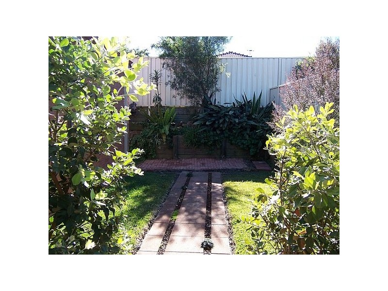 18 Roma Place, Woongarrah NSW 2259