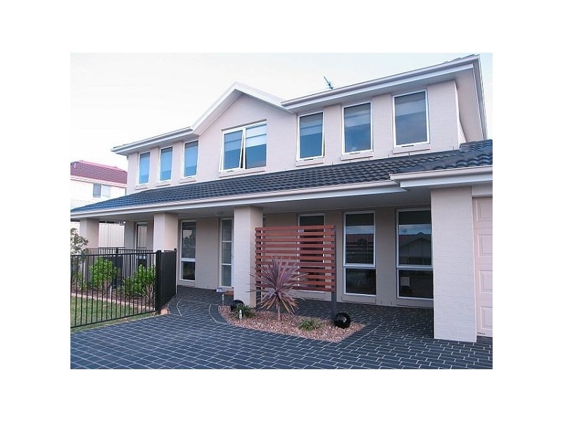 10 Vulcan Place, Hamlyn Terrace NSW 2259