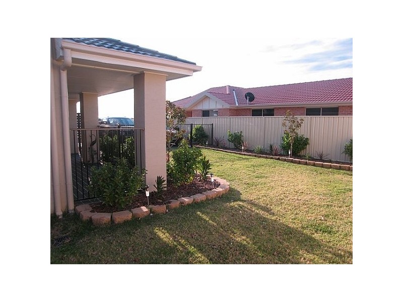 10 Vulcan Place, Hamlyn Terrace NSW 2259