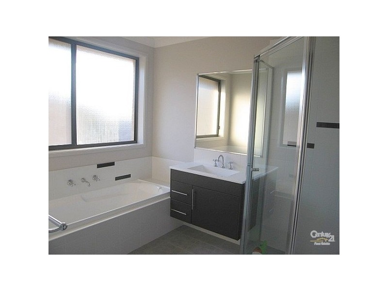 35 Mebbin Circuit, Woongarrah NSW 2259