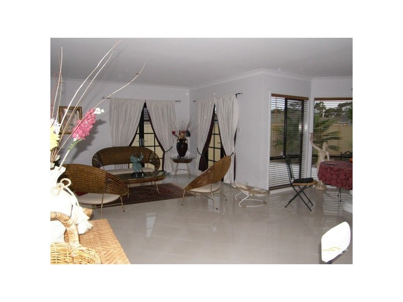 10 Lemon Gum Circuit, Blue Haven NSW 2262