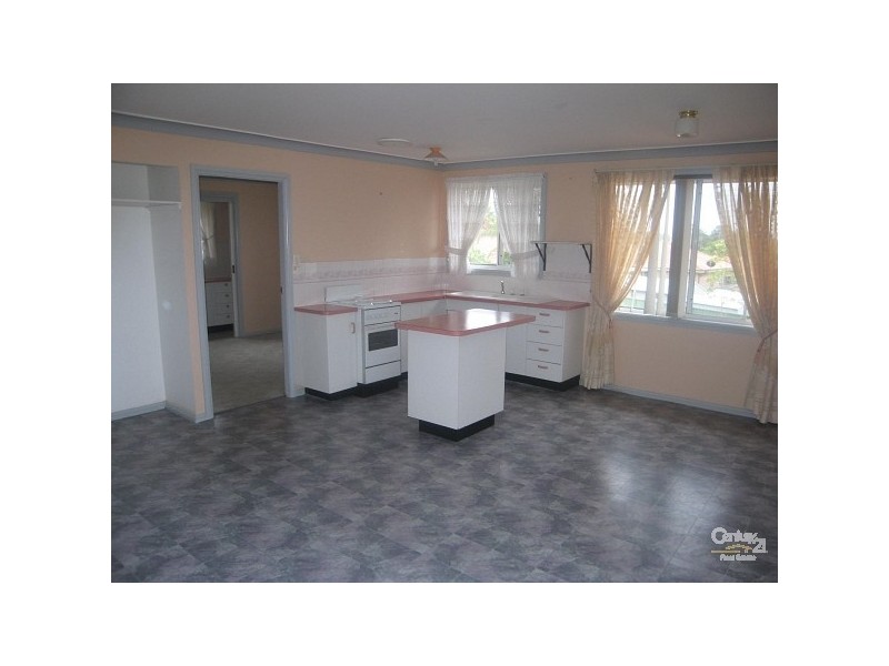 8 Alisa Close, Lake Haven NSW 2263