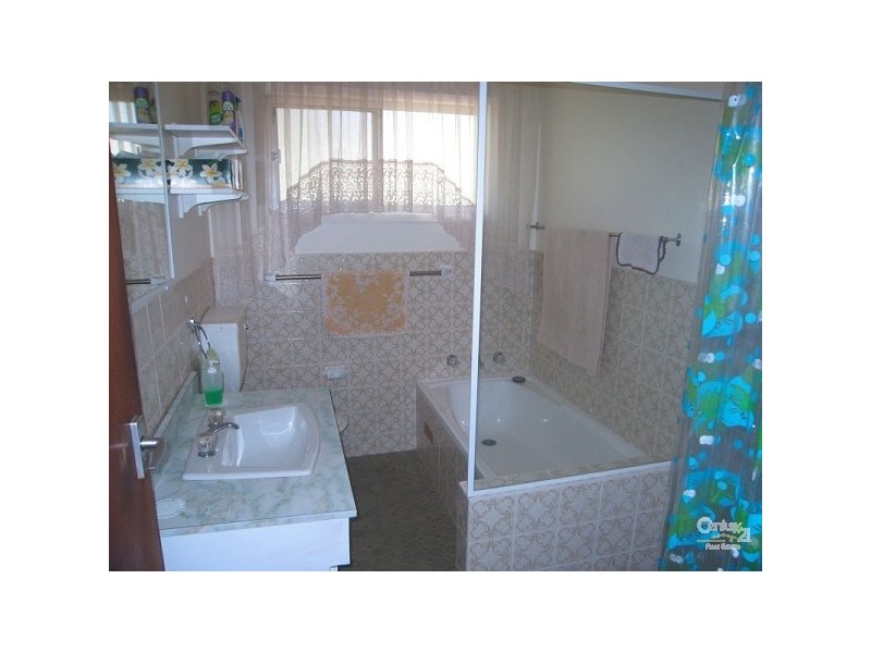 56 Manoa Road, Budgewoi NSW 2262