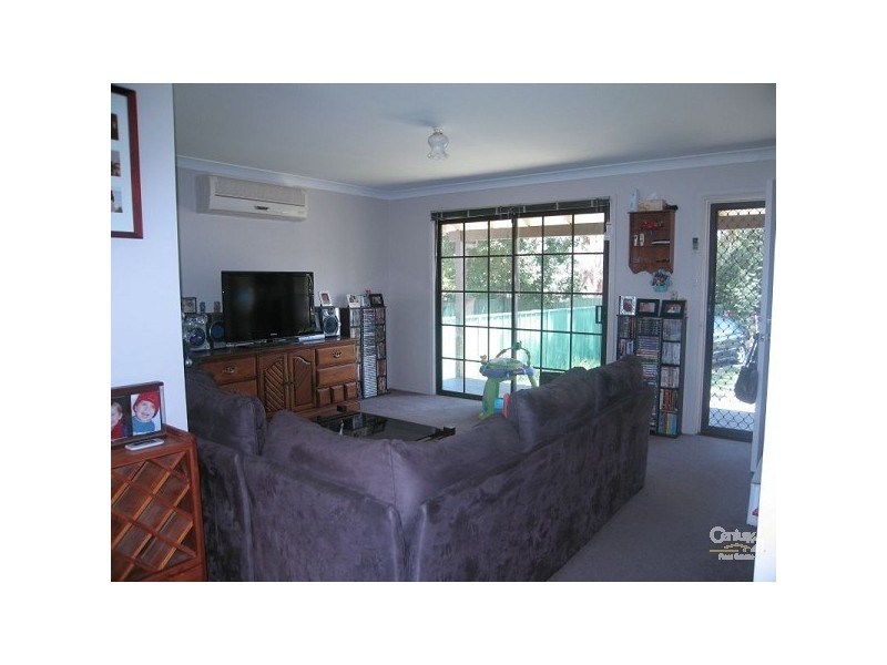 Mannering Park NSW 2259