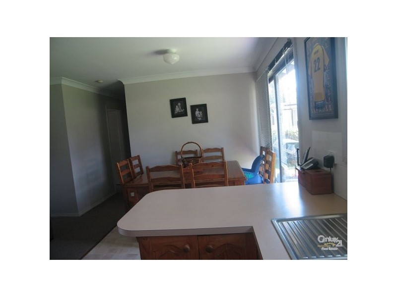 Mannering Park NSW 2259