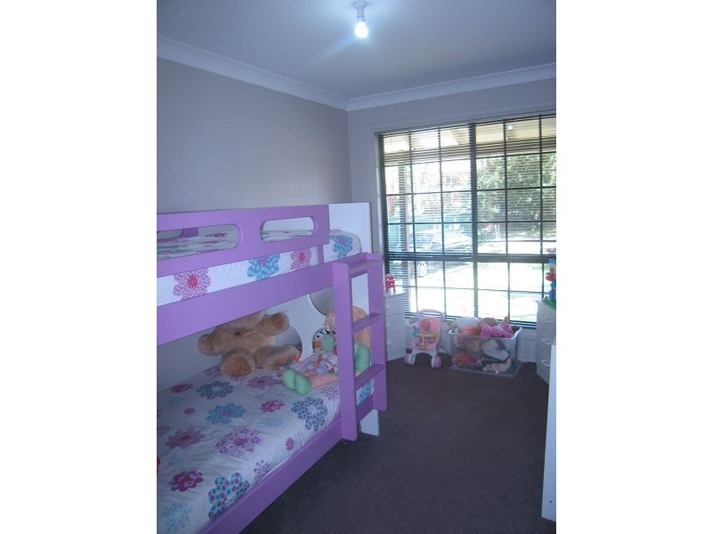 Mannering Park NSW 2259