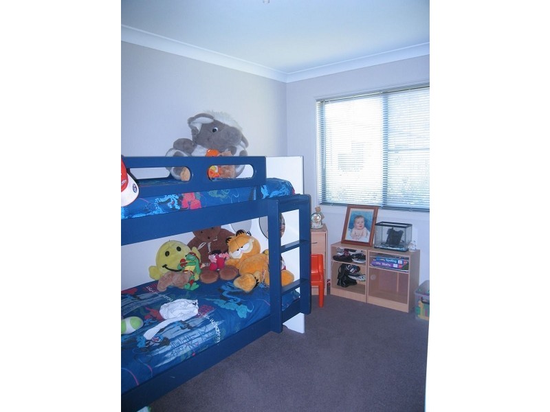 Mannering Park NSW 2259