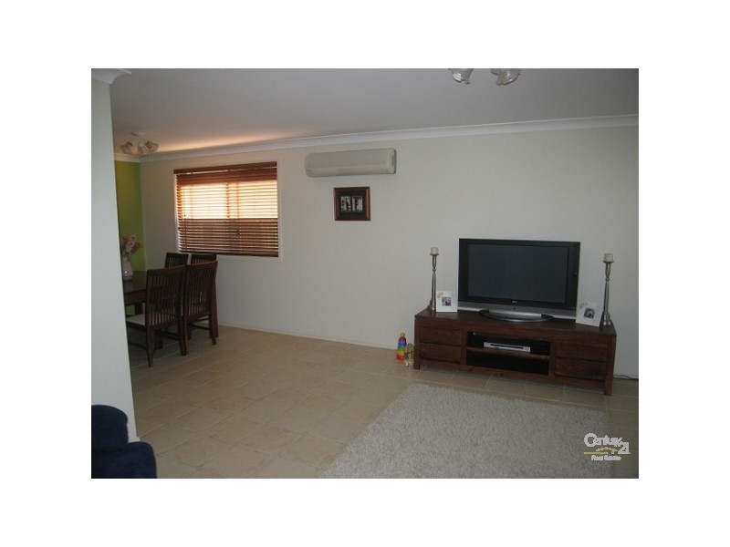 5 Dwyer Street, Blue Haven NSW 2262