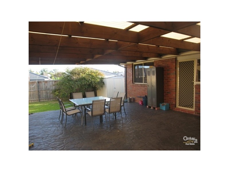 5 Dwyer Street, Blue Haven NSW 2262