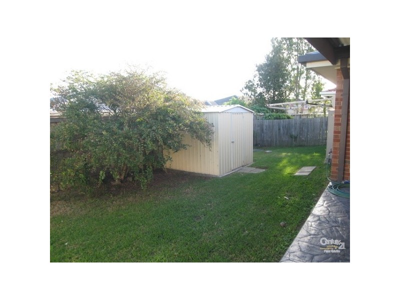 5 Dwyer Street, Blue Haven NSW 2262