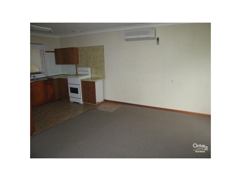 17 Moala Parade, Charmhaven NSW 2263