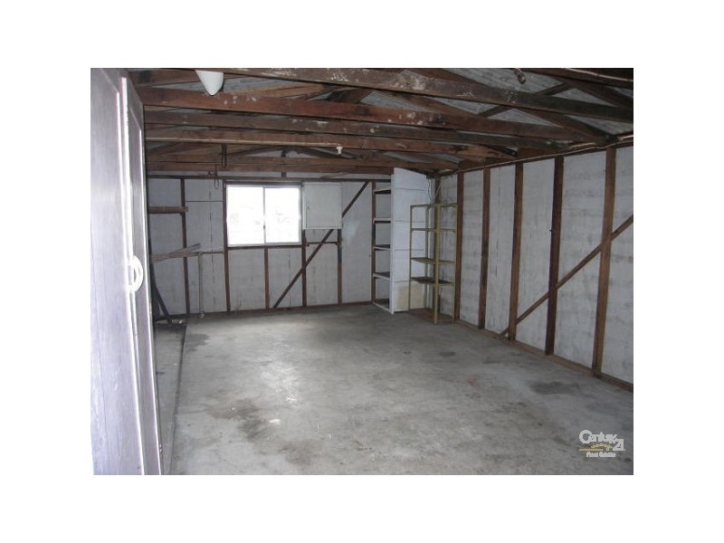 17 Moala Parade, Charmhaven NSW 2263