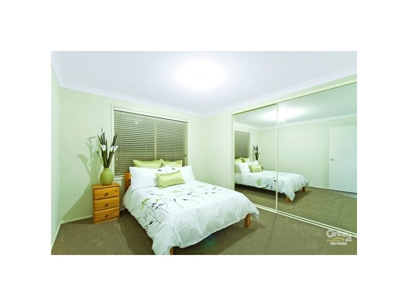 28 Ridgewood Drive, Woongarrah NSW 2259
