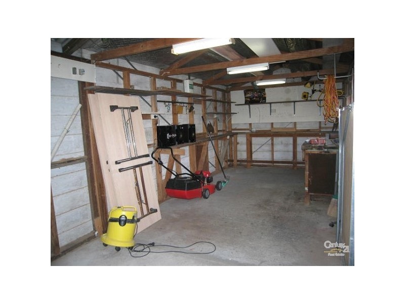 7 Tingira Avenue, Charmhaven NSW 2263