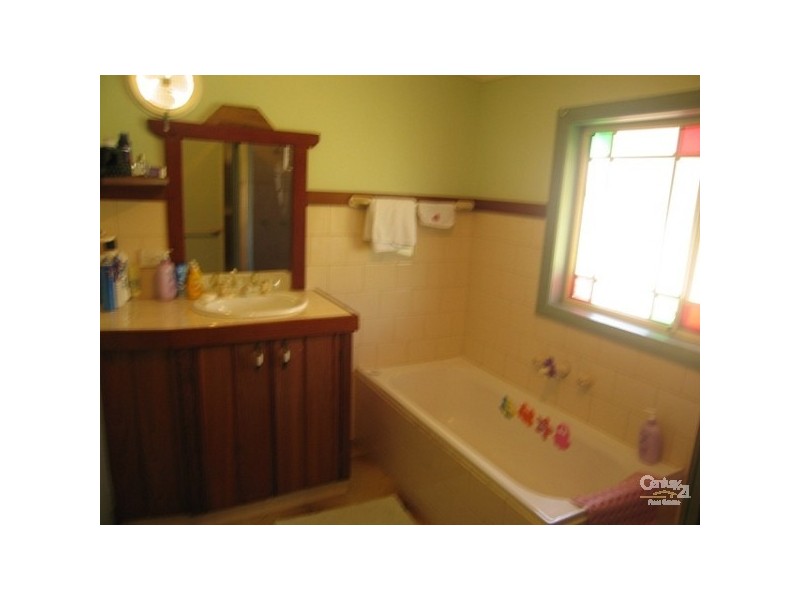 Tuggerawong NSW 2259