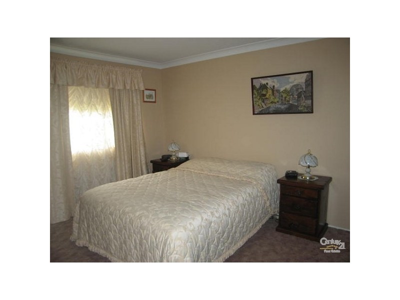 12 Water Hen Close, Blue Haven NSW 2262