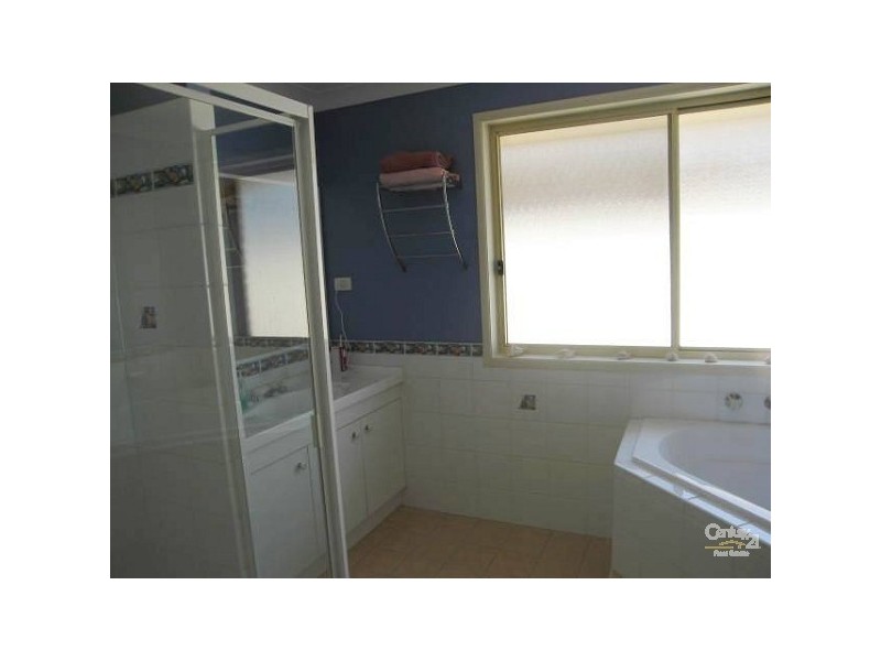 12 Piper Drive, Hamlyn Terrace NSW 2259