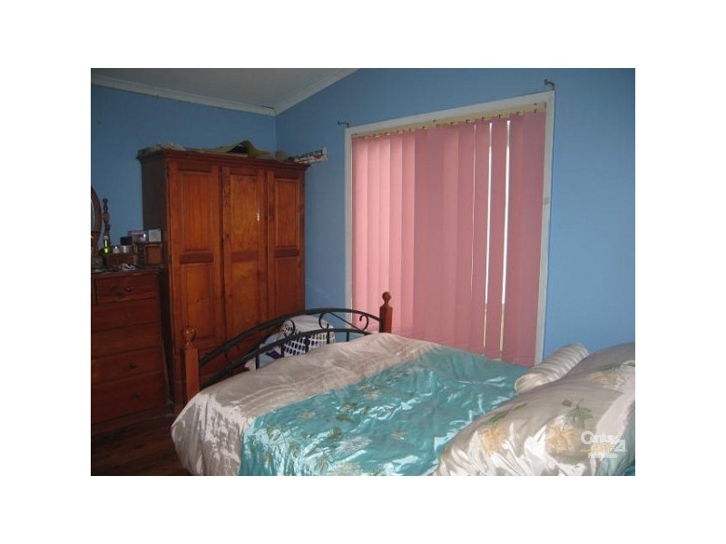 10 Parkside Drive, Charmhaven NSW 2263