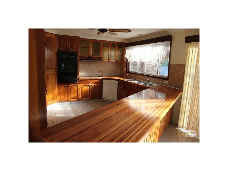 10 Narara Ave, Charmhaven NSW 2263