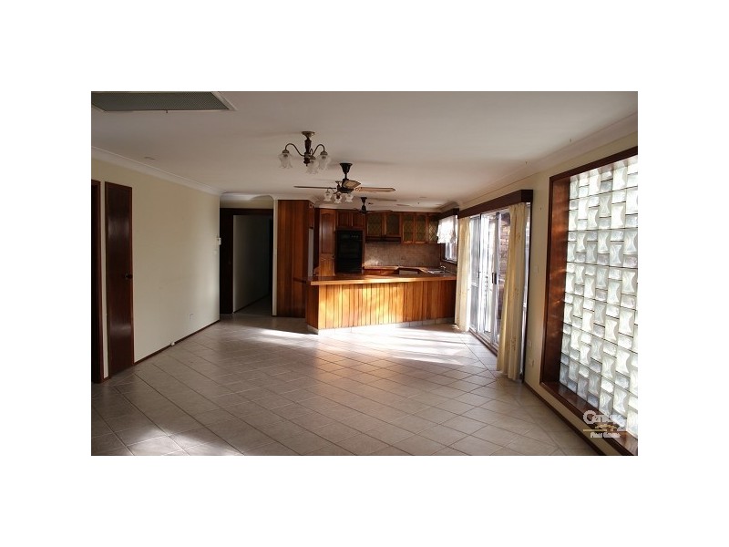 10 Narara Ave, Charmhaven NSW 2263