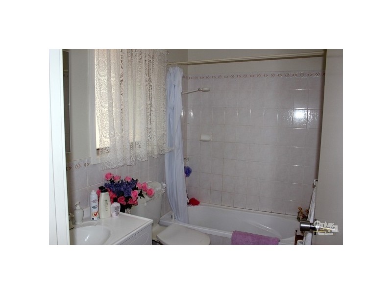 3/8 Bensley Close, Lake Haven NSW 2263