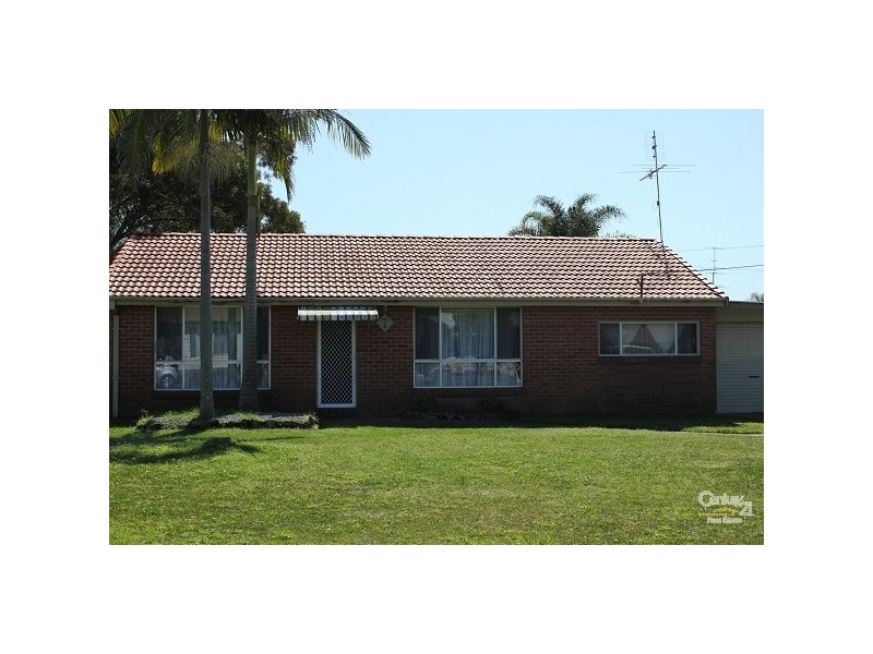 7 Barton Rd, Doyalson NSW 2262