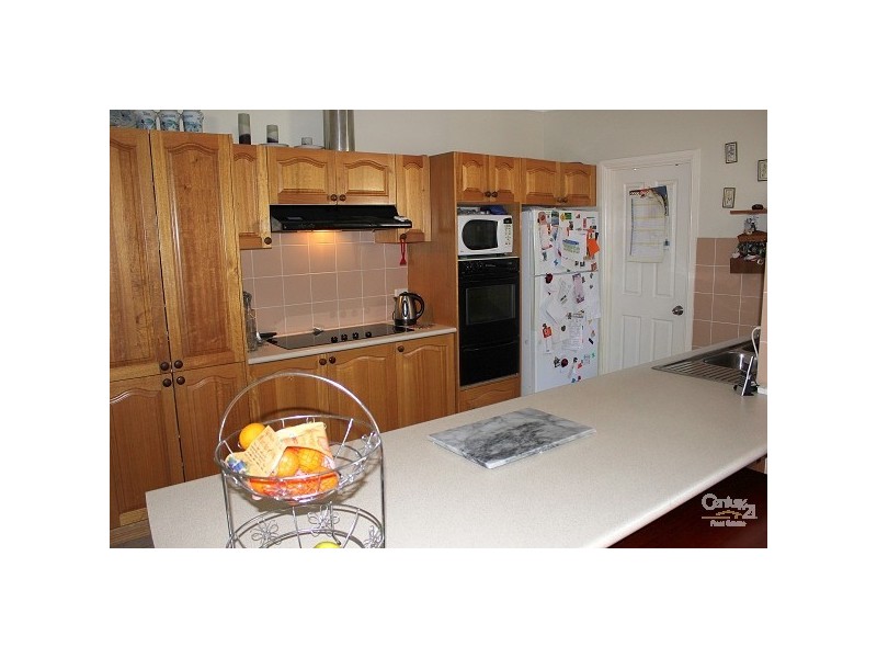 21 Anembo Ave, Summerland Point NSW 2259