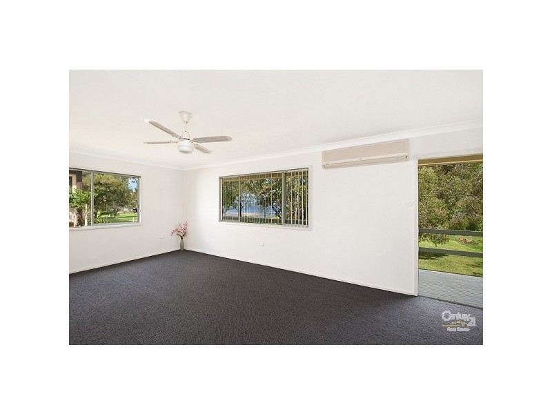 468 Tuggerawong Rd, Tuggerawong NSW 2259