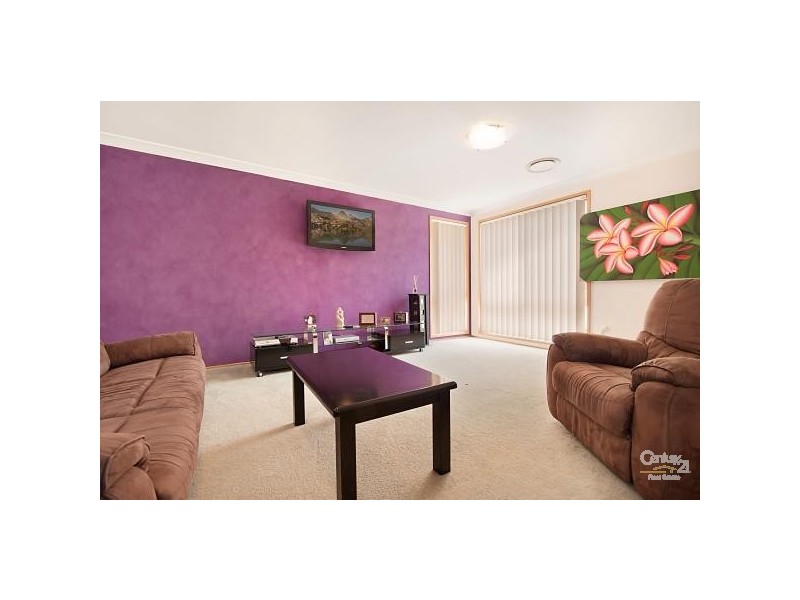 33 Gavin Way, Lake Haven NSW 2263