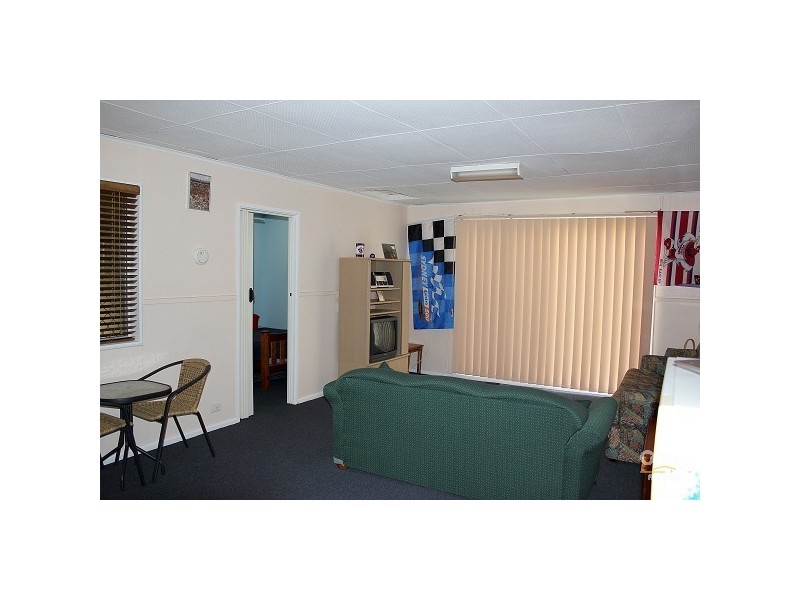 186 Winbin Cres, Gwandalan NSW 2259