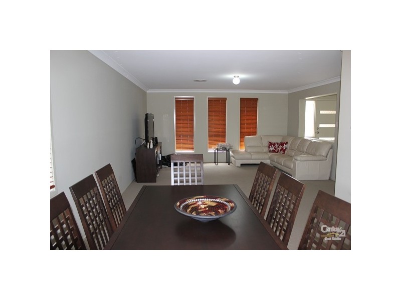 6 Wakool Crescent, Woongarrah NSW 2259