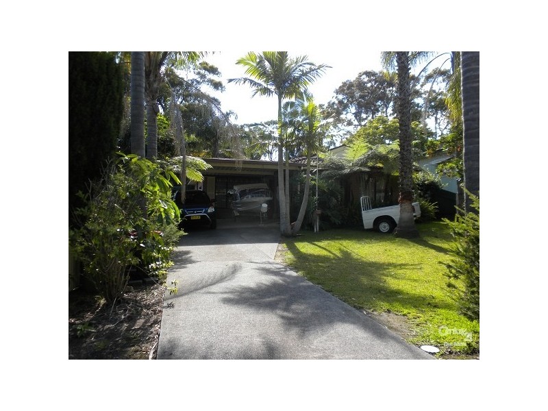 9 Garema Rd, Gwandalan NSW 2259