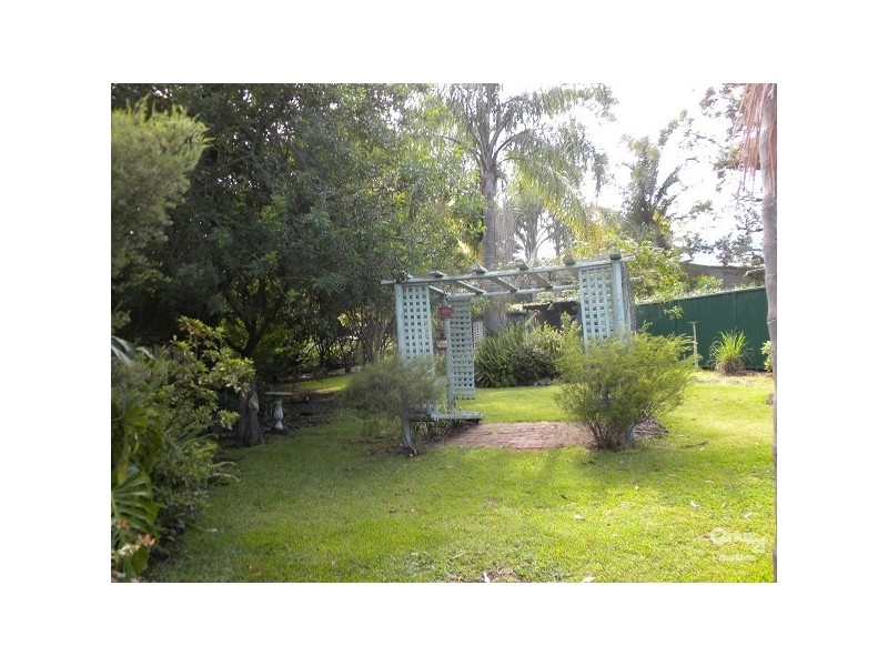 9 Garema Rd, Gwandalan NSW 2259