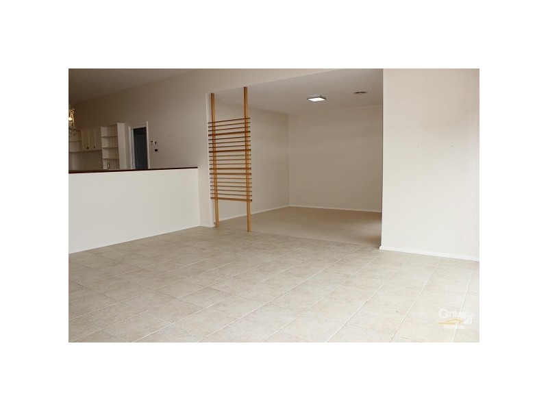 21 Stan Johnson Dr, Hamlyn Terrace NSW 2259