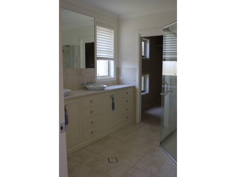 21 Stan Johnson Dr, Hamlyn Terrace NSW 2259