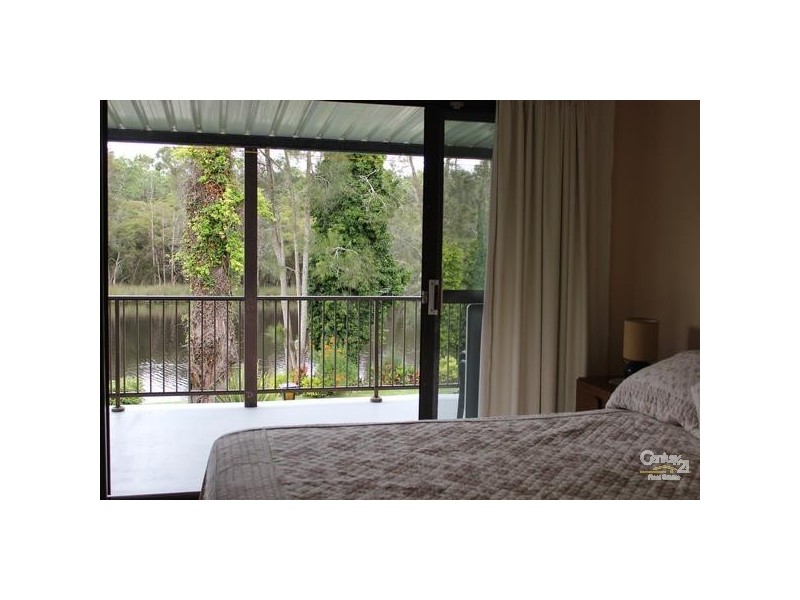 187 Birdwood Dr, Blue Haven NSW 2262