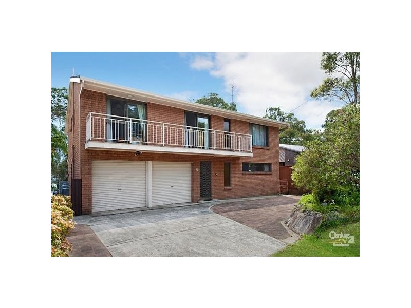 24 Lloyd Ave, Chain Valley Bay NSW 2259