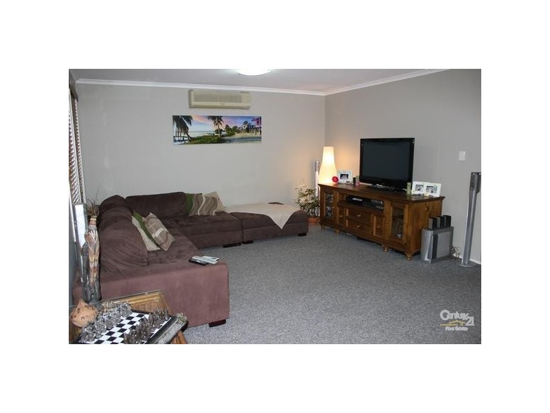 5 Winchester Dr, Lake Munmorah NSW 2259