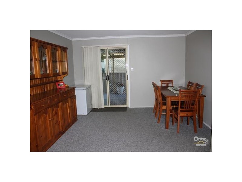 5 Winchester Dr, Lake Munmorah NSW 2259