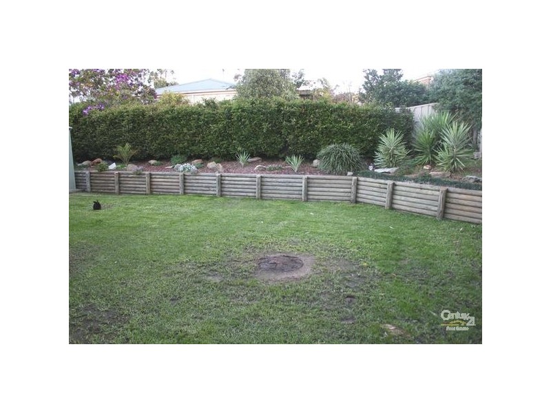 5 Winchester Dr, Lake Munmorah NSW 2259